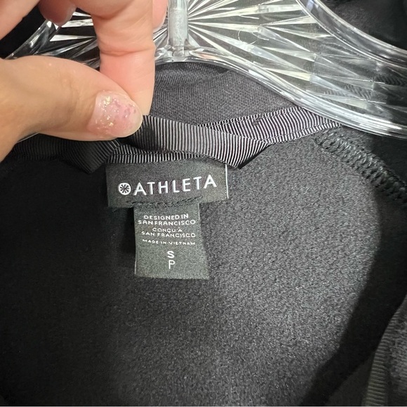 Athleta Jacket Women’s Small Triumph Hoodie Full Zip Activewear Black S - Picture 3 of 10